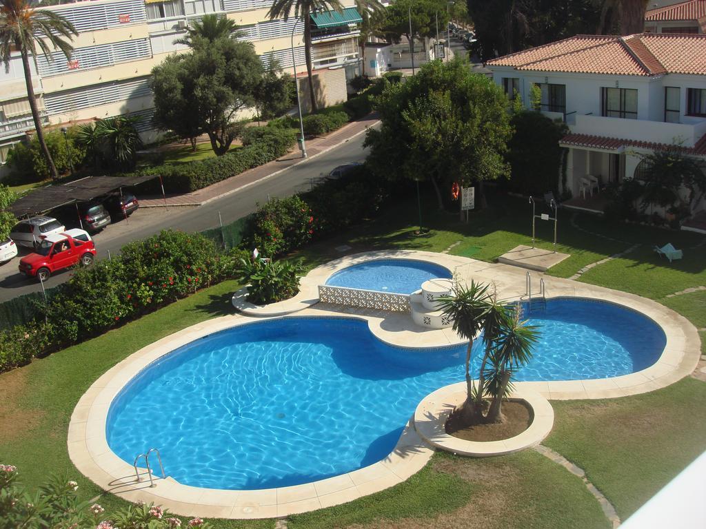 Apartamentos Sol Y Playa Torremolinos Oda fotoğraf