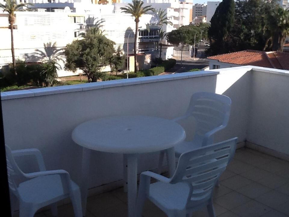 Apartamentos Sol Y Playa Torremolinos Oda fotoğraf
