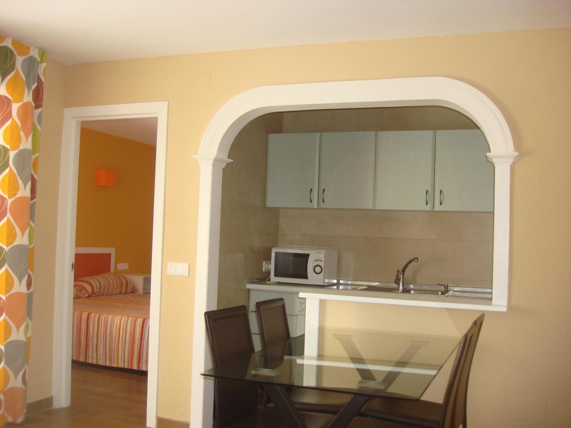 Apartamentos Sol Y Playa Torremolinos Oda fotoğraf