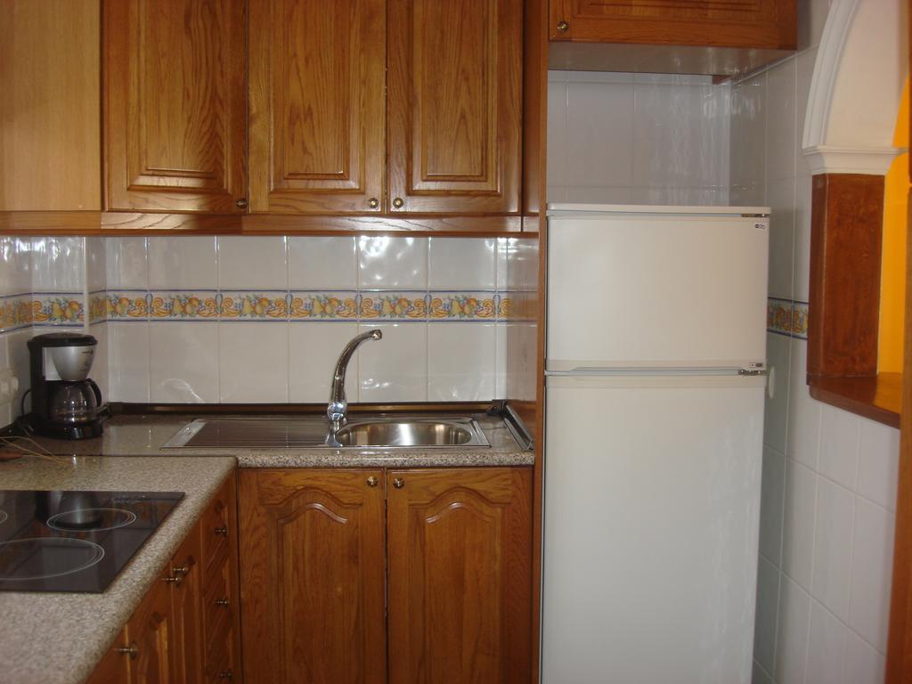 Apartamentos Sol Y Playa Torremolinos Oda fotoğraf